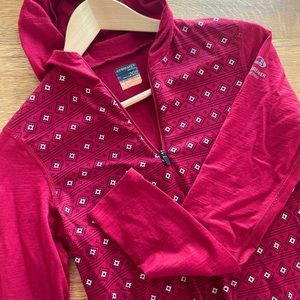 *24 hrs only!* Icebreaker women’s M Bodyfit 200 quarter zip with hood